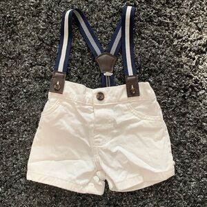 Dress shorts with suspenders